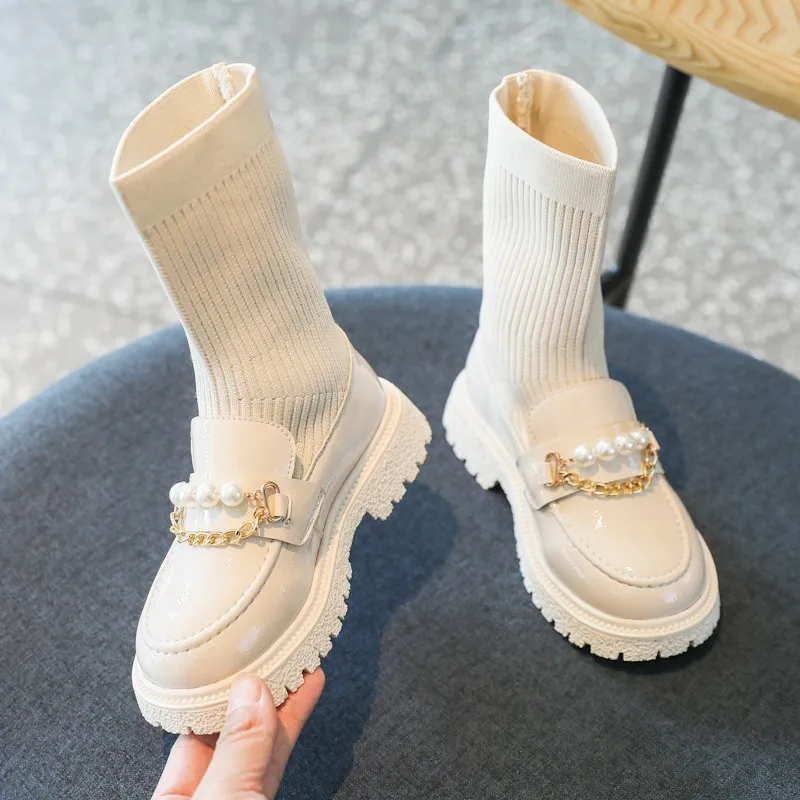 New Girls Boots 2021 Autumn Winter Children Fashion Elegant Pu Leather Metal Pearl Decoration Rubber Baby Shoes Kids Girl Bootie
New Girls Boots 2021 Autumn Winter Children Fashion Elegant Pu Leather Metal Pearl Decoration Rubber Baby Shoes Kids Girl Bootie