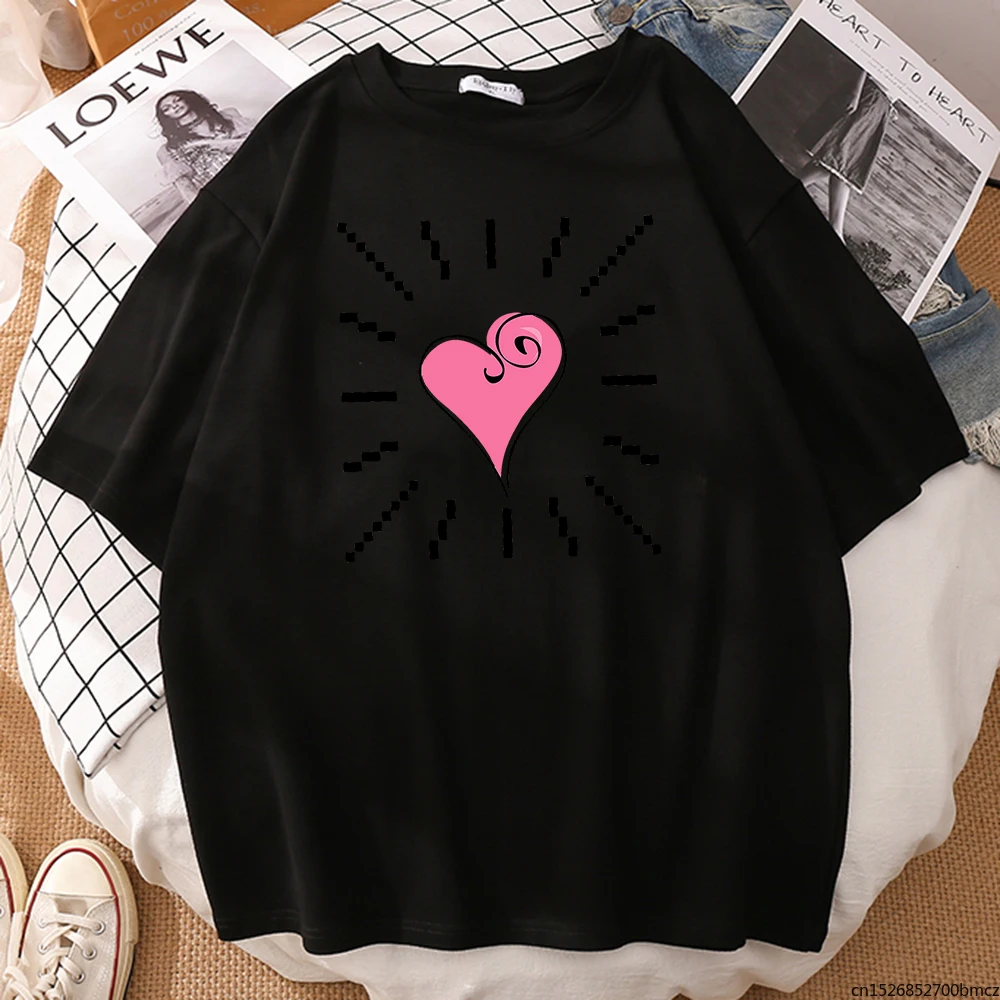 Kawaii Pink Heart Printing Women T-Shirt Style Crewneck Tshirt Vogue Loose reativity High Quality Fashion Short Sleeves
Kawaii Pink Heart Printing Women T-Shirt Style Crewneck Tshirt Vogue Loose reativity High Quality Fashion Short Sleeves