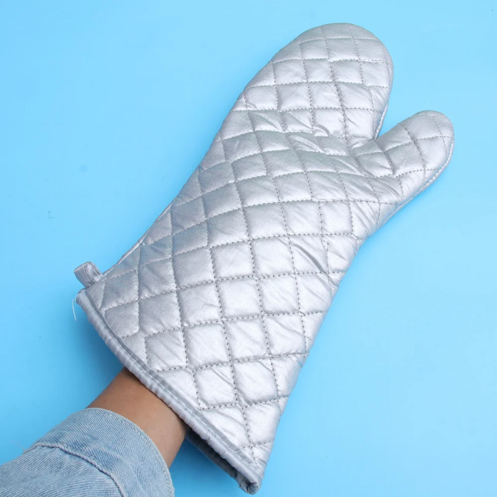1 Pair of Cotton Cloth Oven Heat-resistant Microwave Mitts Kitchen Gadget for Baking Cooking
1 Pair of Cotton Cloth Oven Heat-resistant Microwave Mitts Kitchen Gadget for Baking Cooking