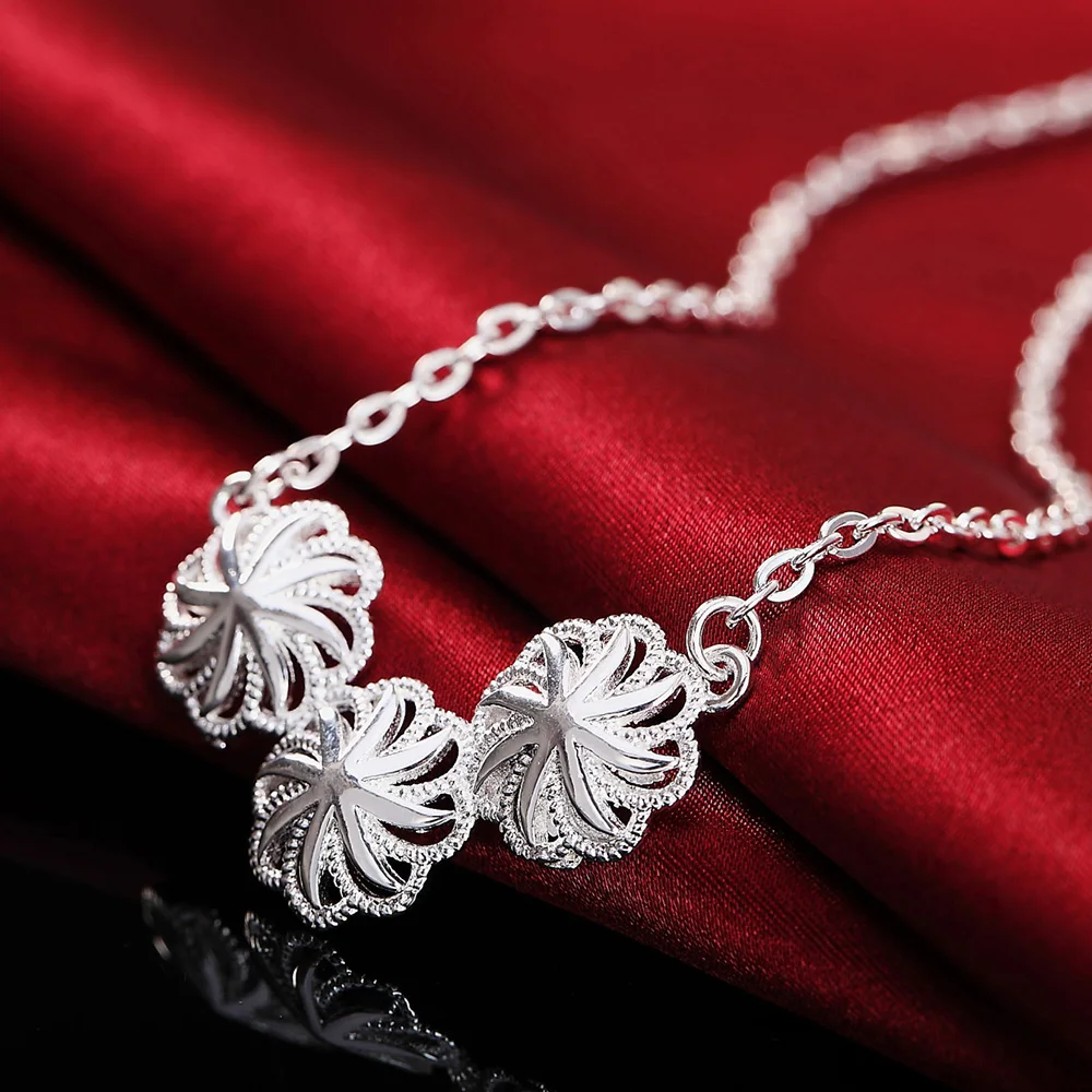 Charms 925 sterling silver beautiful three flowers Pendant Necklace For Women Fashion Christmas gifts Wedding party Jewelry gift
Charms 925 sterling silver beautiful three flowers Pendant Necklace For Women Fashion Christmas gifts Wedding party Jewelry gift