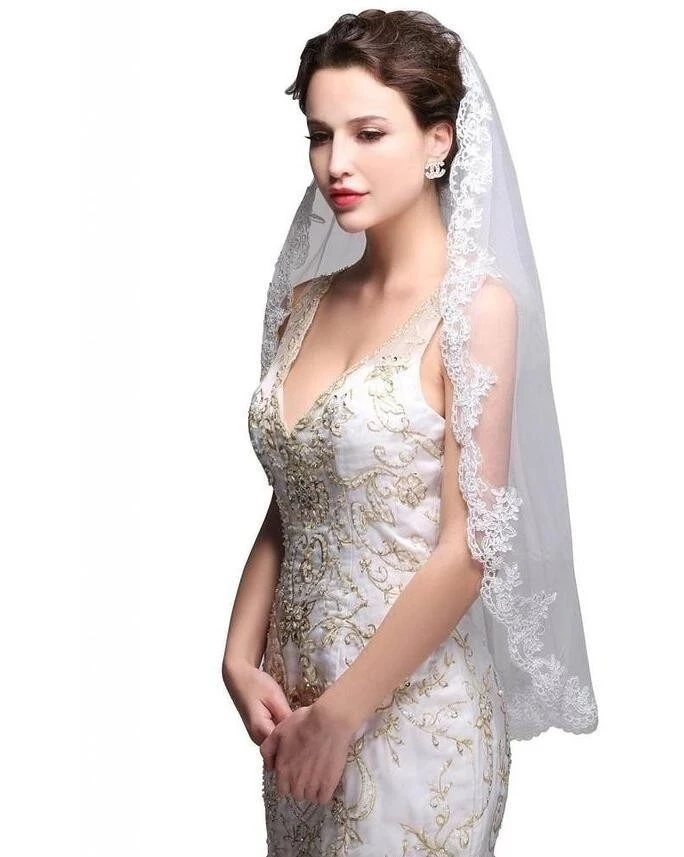 Stunning Women White Bridal Veils Comb One Layers Tulle Short 75cm Ivory Bride Veil Cut Edge Cheap Wedding Accessories
Stunning Women White Bridal Veils Comb One Layers Tulle Short 75cm Ivory Bride Veil Cut Edge Cheap Wedding Accessories