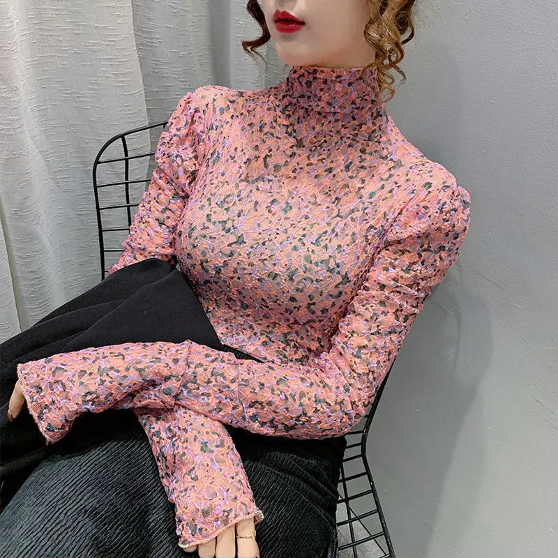 Sexy perspective floral lace shirt female 2021 autumn and winter new slim body thin foreign style pile collar long sleeve top
Sexy perspective floral lace shirt female 2021 autumn and winter new slim body thin foreign style pile collar long sleeve top