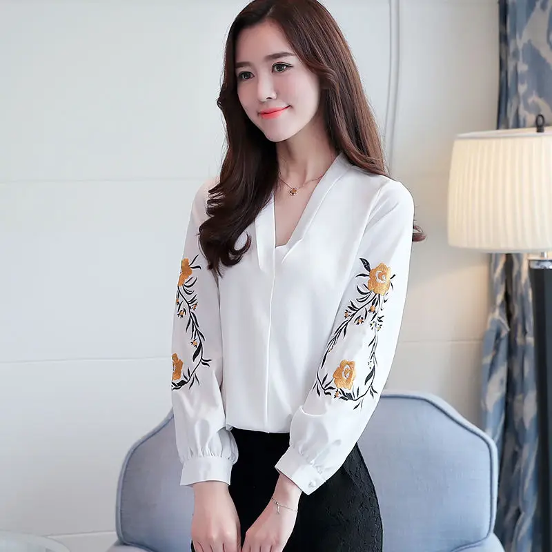 Blouse Women 2021 Spring Autumn Embroidered Shirt Women's Long-Sleeved Shirt Chiffon Shirt Blusas Mujer De Moda
Blouse Women 2021 Spring Autumn Embroidered Shirt Women's Long-Sleeved Shirt Chiffon Shirt Blusas Mujer De Moda