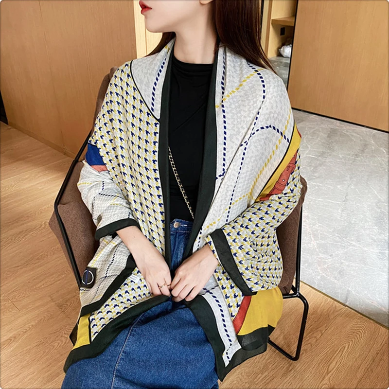 2021 brand spring autumn winter women beach quality shawl viscose cotton scarf ladies fashion travel sunscreen scarf headscarf
2021 brand spring autumn winter women beach quality shawl viscose cotton scarf ladies fashion travel sunscreen scarf headscarf