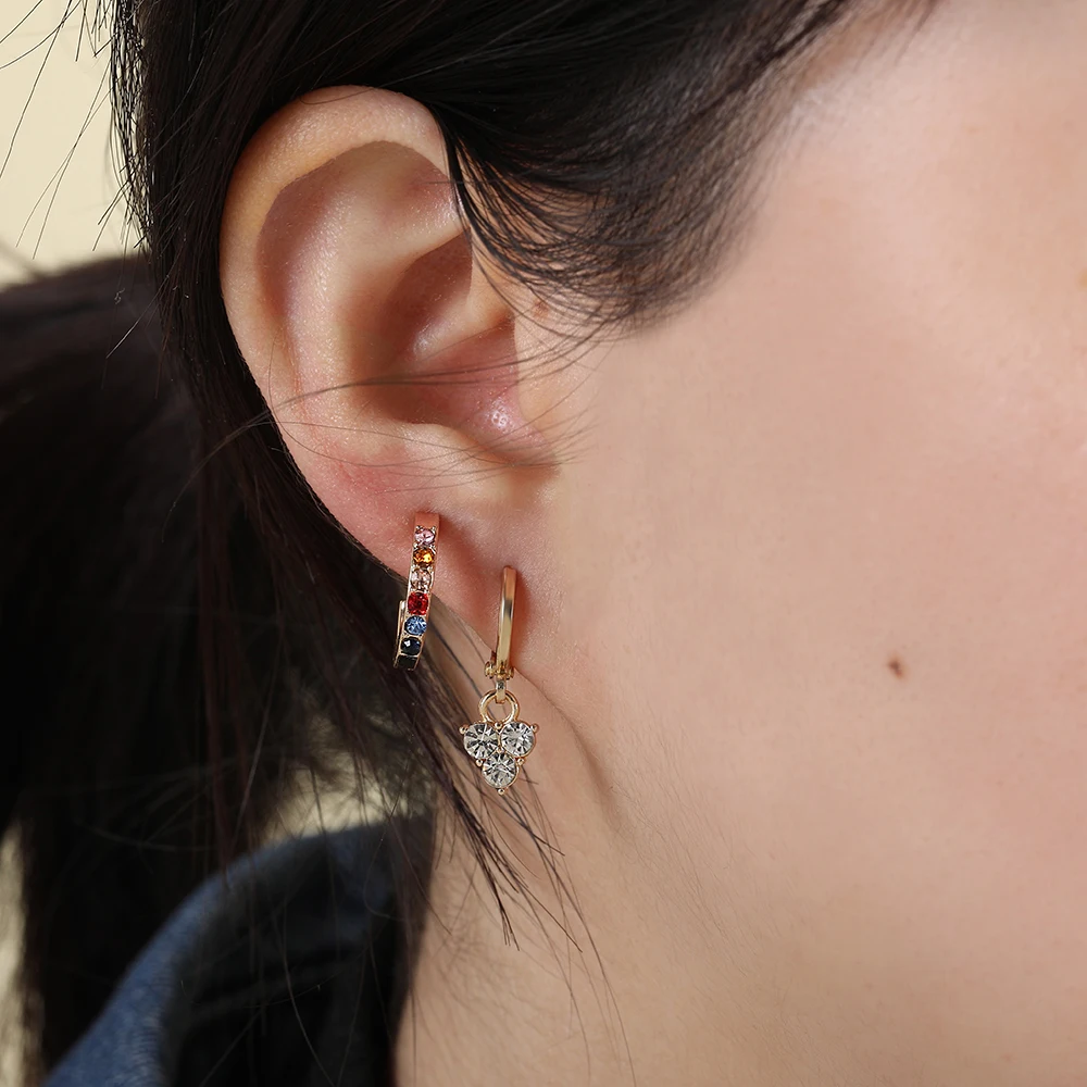 Punk Gold Small Earring for Women Ethnic Metal Enamel Round Statement Colorful Crystal Dangle Earring Wedding Jewelry
Punk Gold Small Earring for Women Ethnic Metal Enamel Round Statement Colorful Crystal Dangle Earring Wedding Jewelry