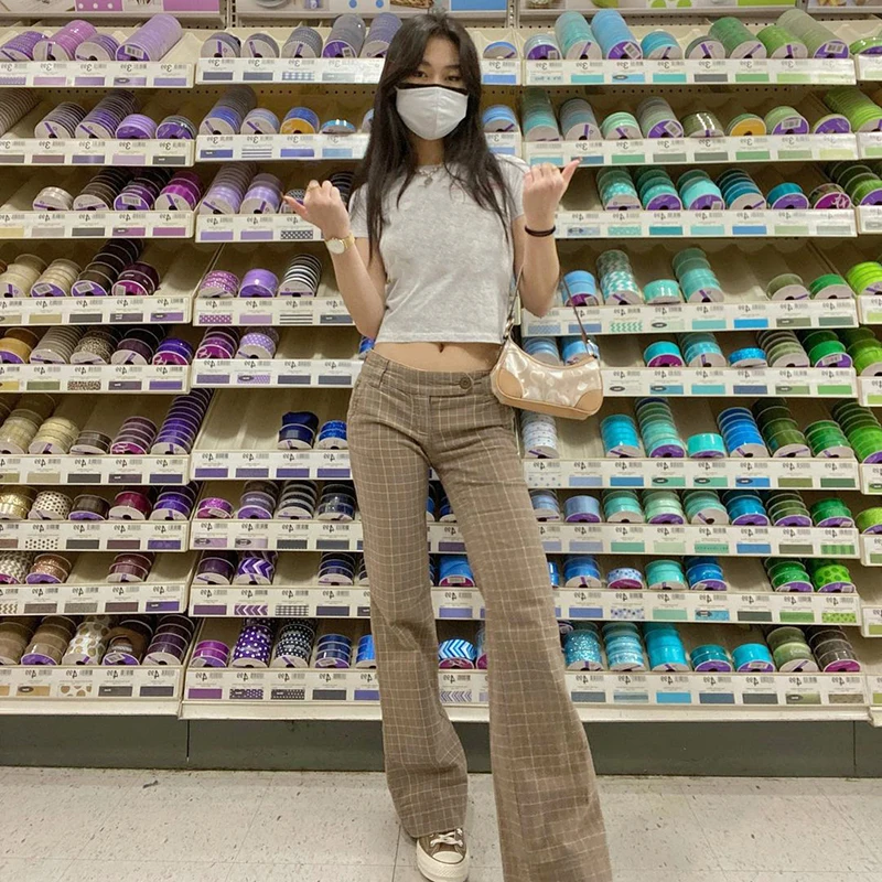 Vintage Plaid High Waist Summer Straight Y2k Pants For Women Fashion Chic Sweatpants Harajuku Trouser Suits Capris Streetwear
Vintage Plaid High Waist Summer Straight Y2k Pants For Women Fashion Chic Sweatpants Harajuku Trouser Suits Capris Streetwear