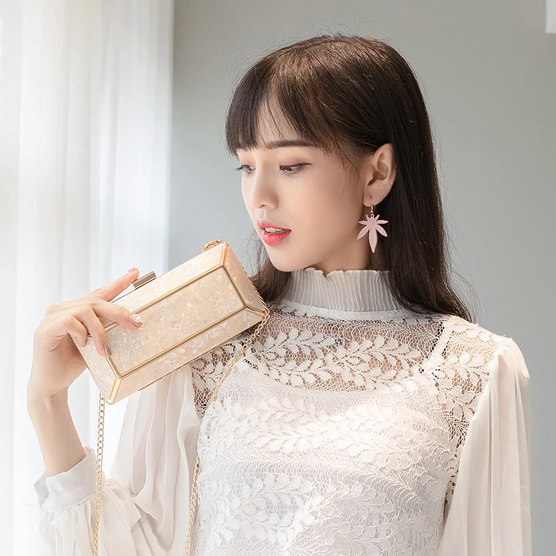 New Acrylic Designer Women's Party Clutch Dinner Bag Chain Purse Top Quality Crossbody Mini Bag Handbag Shoulder Bag Evening Bag
New Acrylic Designer Women's Party Clutch Dinner Bag Chain Purse Top Quality Crossbody Mini Bag Handbag Shoulder Bag Evening Bag
