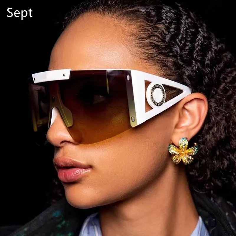 2021 New Luxury Brand One Piece Shield Sunglasses For Women Vintage Rimless Oversize Square Sun Glasses Female Pink Shades
2021 New Luxury Brand One Piece Shield Sunglasses For Women Vintage Rimless Oversize Square Sun Glasses Female Pink Shades