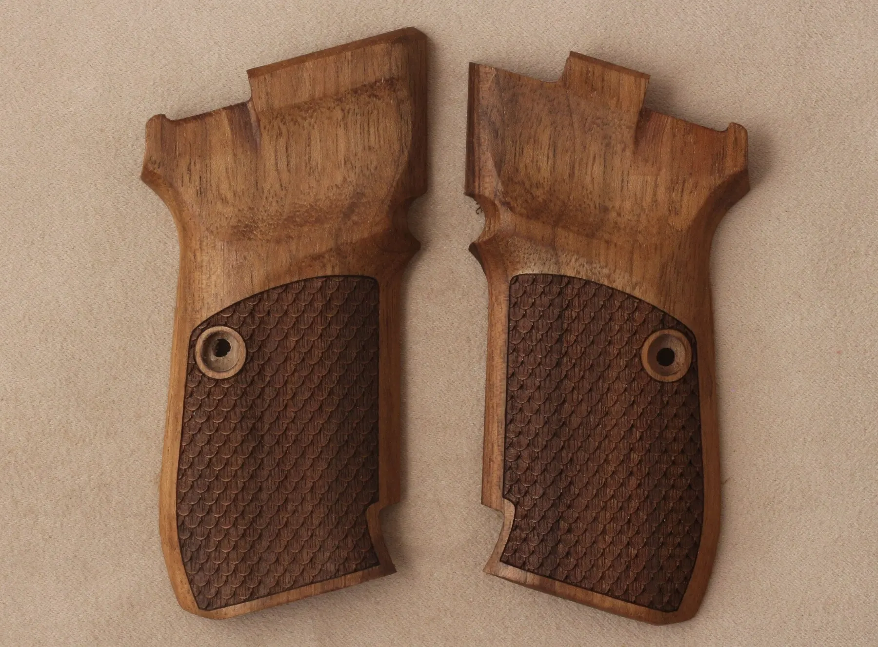 KSDGrips Brand for Cz 82 83 Compatible Walnut Grip for Replacement (with Python Pattern)
KSDGrips Brand for Cz 82 83 Compatible Walnut Grip for Replacement (with Python Pattern)
