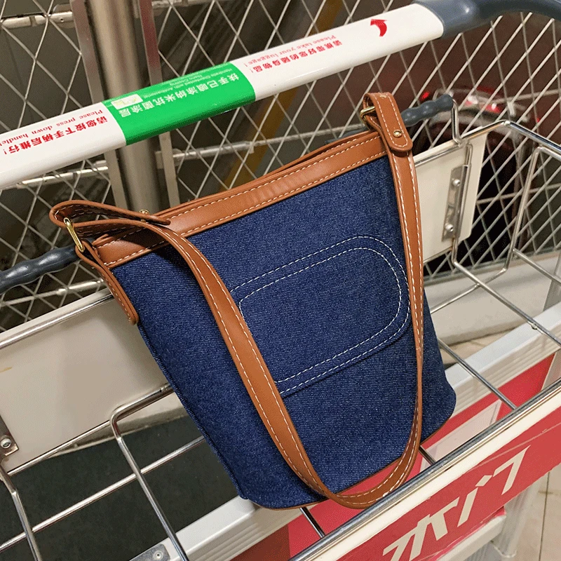 Women Denim Handbag Sac A Main Ladies Vintage Fashion Casual Tote Bags Female Bucket Bag Brand Crossbody for Girls Shoulder Bags
Women Denim Handbag Sac A Main Ladies Vintage Fashion Casual Tote Bags Female Bucket Bag Brand Crossbody for Girls Shoulder Bags