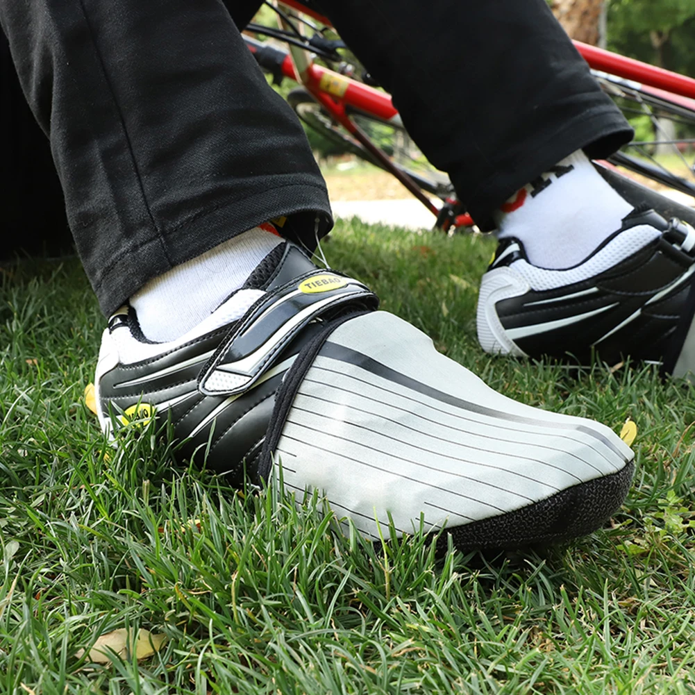Bicycle Overshoes Waterproof MTB Bike Shoes Cover Cycling Half Foot Reflective Rain Windproof Bike Shoes Covers
Bicycle Overshoes Waterproof MTB Bike Shoes Cover Cycling Half Foot Reflective Rain Windproof Bike Shoes Covers