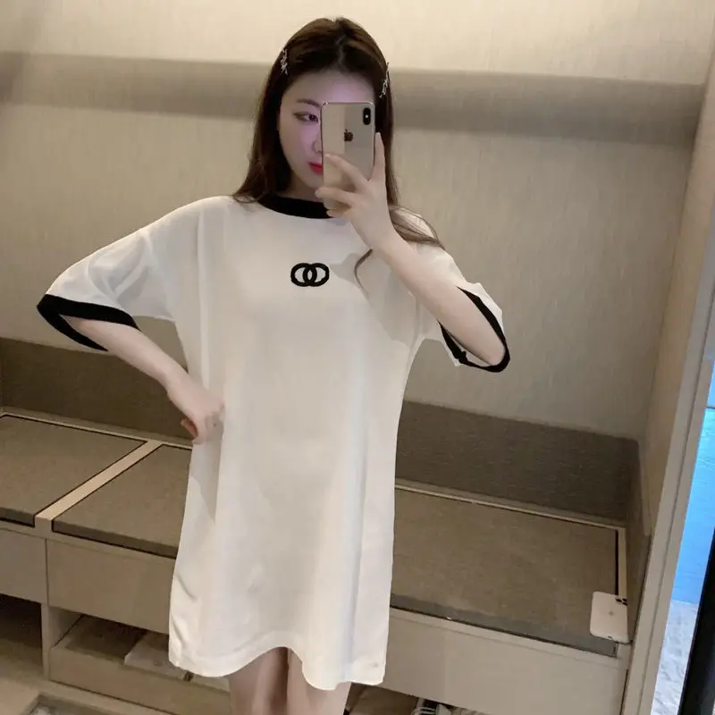 Embroidered ice silk knitted dress women's summer fashion new loose temperament T-shirt skirt 2021
Embroidered ice silk knitted dress women's summer fashion new loose temperament T-shirt skirt 2021