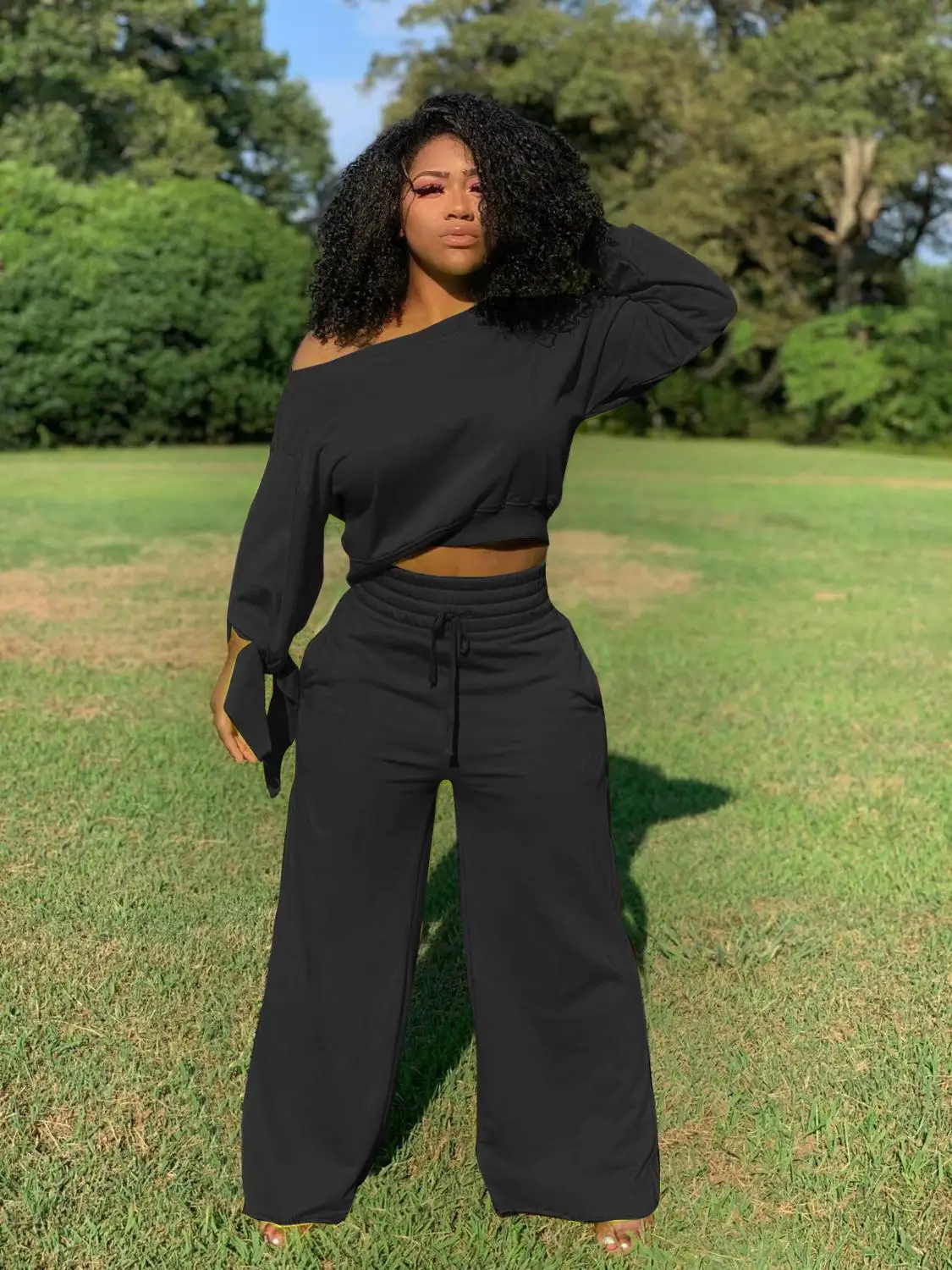 Echoine Autumn Long Sleeve Sexy Off Shoulder Crop Top Wide Leg Pants Two Piece Set lounge wear Casual Fashion Tracksuit Outfit
Echoine Autumn Long Sleeve Sexy Off Shoulder Crop Top Wide Leg Pants Two Piece Set lounge wear Casual Fashion Tracksuit Outfit