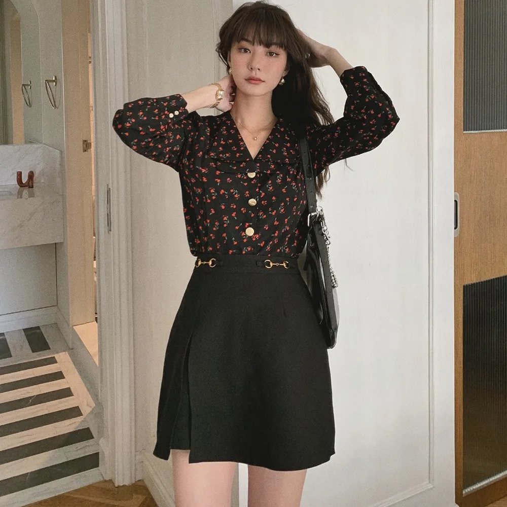 2021 Vintage Fashion Women High Waist A-line Black Skirts Shorts Fashion Loose Casual Elegant Mini Skirt Pants Spring Autumn New
2021 Vintage Fashion Women High Waist A-line Black Skirts Shorts Fashion Loose Casual Elegant Mini Skirt Pants Spring Autumn New