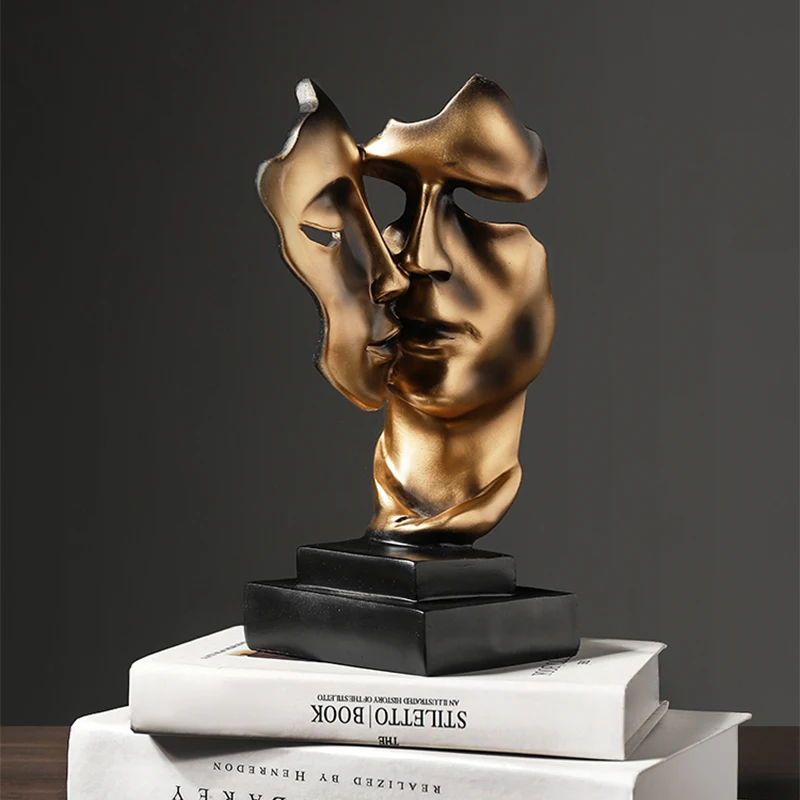 Interesting Statue Golden Abstract Human Face Mask Resin Sculpture Character Art Craft Decoration Decoration Home Decoration 
Interesting Statue Golden Abstract Human Face Mask Resin Sculpture Character Art Craft Decoration Decoration Home Decoration