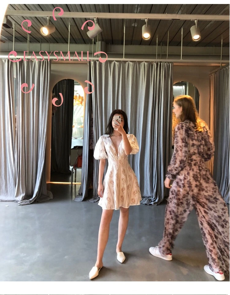 EASYSMALL Women summer dress Fashion Sexy high-end Vestidos party evening casual High Waist Short sleeve V-neck Dresses
EASYSMALL Women summer dress Fashion Sexy high-end Vestidos party evening casual High Waist Short sleeve V-neck Dresses