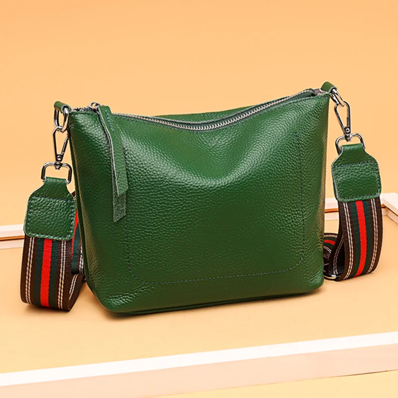 100% Genuine Leather Bucket Shoulder Bag High Quality Women Handbags Designer Ladies Messenger Bag Luxury Brand Women's Tote Sac
100% Genuine Leather Bucket Shoulder Bag High Quality Women Handbags Designer Ladies Messenger Bag Luxury Brand Women's Tote Sac