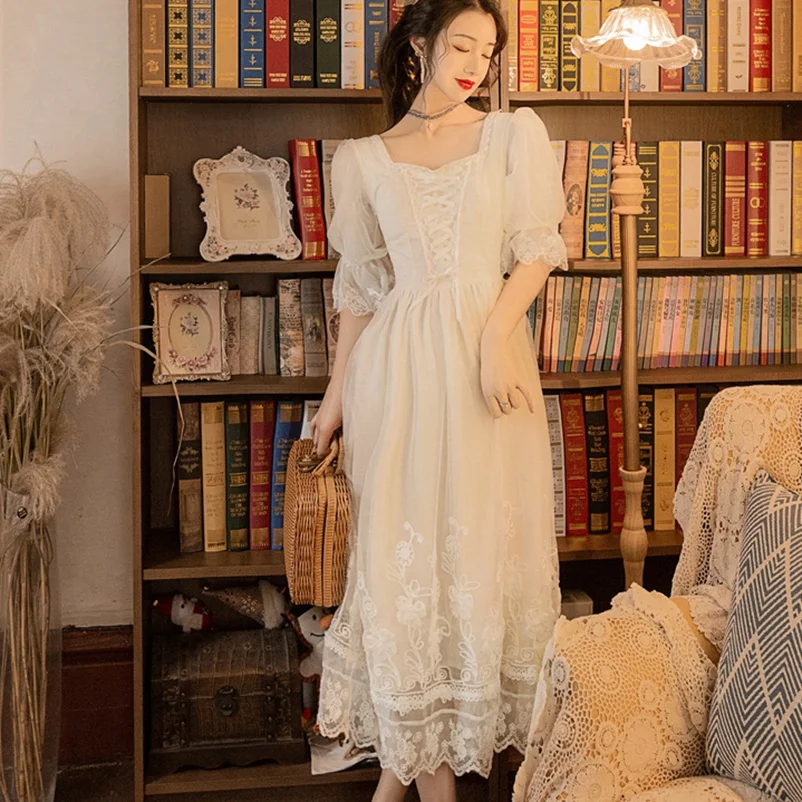 2021 Fashion New Fang Ling Trumpet Sleeve Gauze Embroidery Cross Lace Up Dress Free Shipping
2021 Fashion New Fang Ling Trumpet Sleeve Gauze Embroidery Cross Lace Up Dress Free Shipping