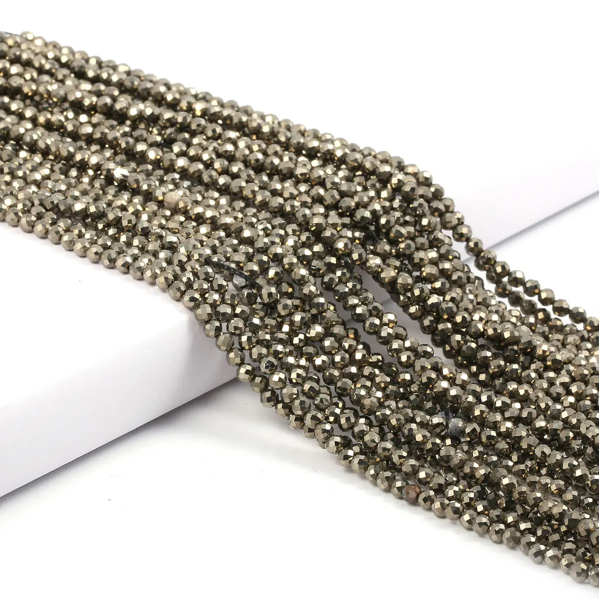 Faceted Small Beads Natural Chalcopyrite Rutilated Quartzs Rubellite Beads Women Gift Jewelry Making Bracelet Necklace 2/3/4mm
Faceted Small Beads Natural Chalcopyrite Rutilated Quartzs Rubellite Beads Women Gift Jewelry Making Bracelet Necklace 2/3/4mm