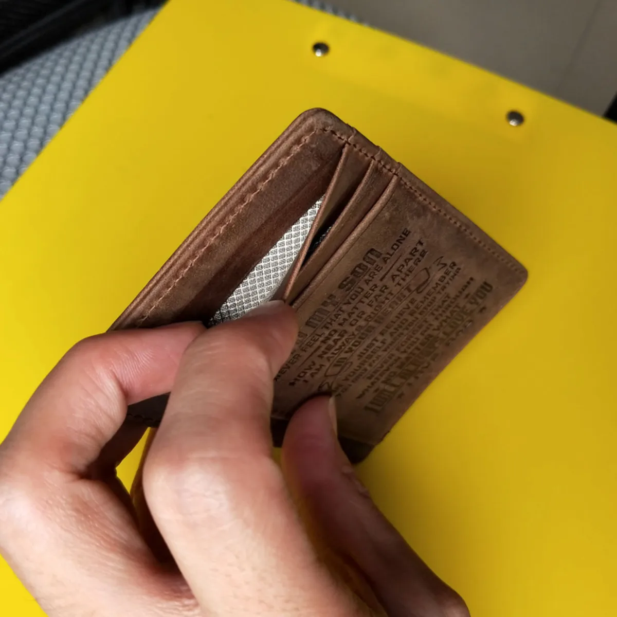 Slim RFID Blocking Crazy Horse Leather Wallet Credit ID Card Holder Purse Money Case for Men Women 2020 Fashion Bag 4.33x3.15in
Slim RFID Blocking Crazy Horse Leather Wallet Credit ID Card Holder Purse Money Case for Men Women 2020 Fashion Bag 4.33x3.15in