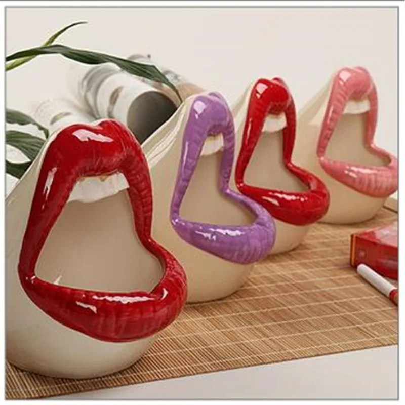HHT Creative Big Red Lips Ashtray Desk Ornaments Multifunctional Home Decor Living Room Coffee Table Mouth Shape Ceramic Ashtray
HHT Creative Big Red Lips Ashtray Desk Ornaments Multifunctional Home Decor Living Room Coffee Table Mouth Shape Ceramic Ashtray