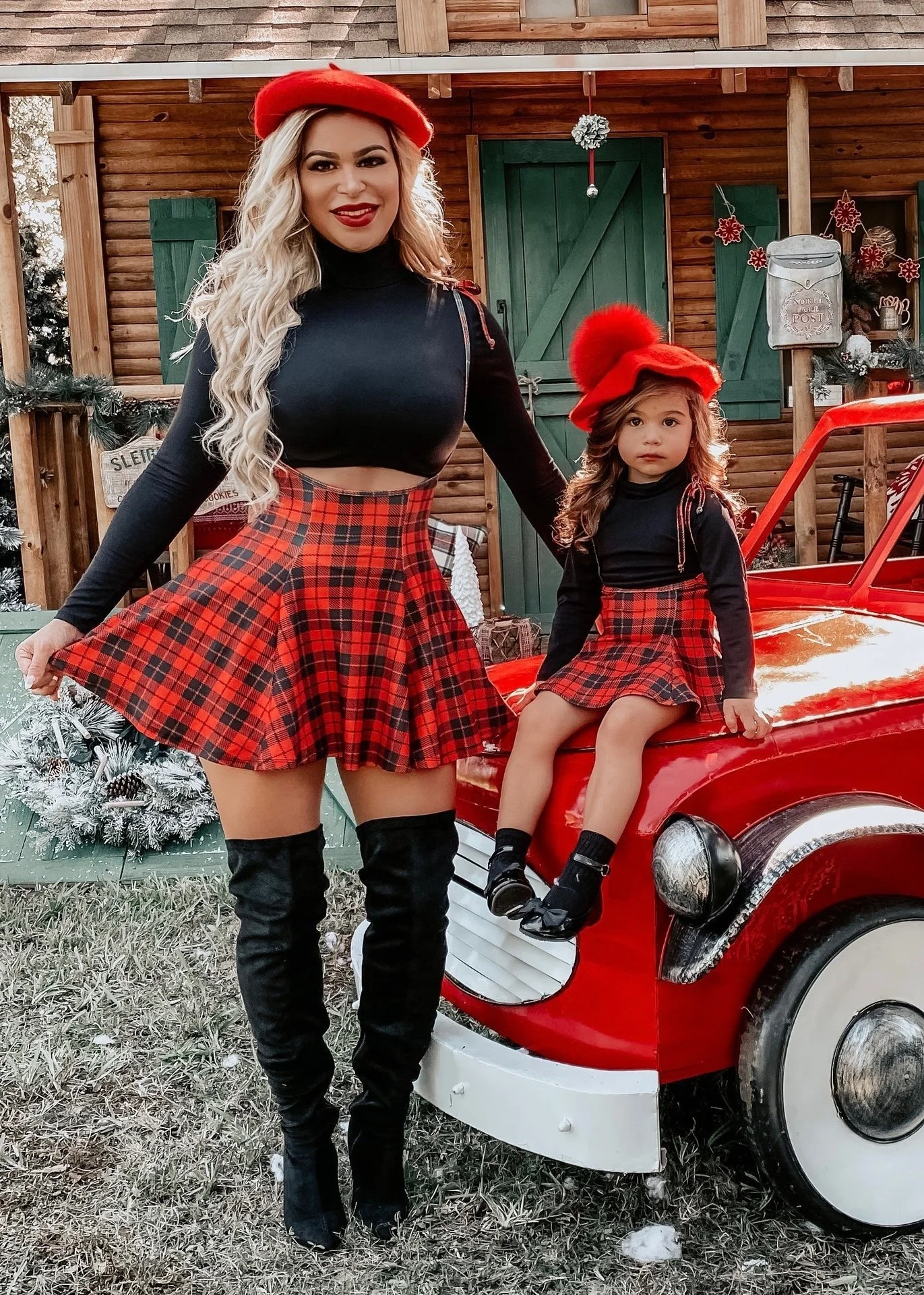 Cutubly Plaid Mini Skirts Set Women T Shirts Suits With Skirt Christmas Female Clothes Party Clubwear 2 Piece Sets Women Outfits
Cutubly Plaid Mini Skirts Set Women T Shirts Suits With Skirt Christmas Female Clothes Party Clubwear 2 Piece Sets Women Outfits