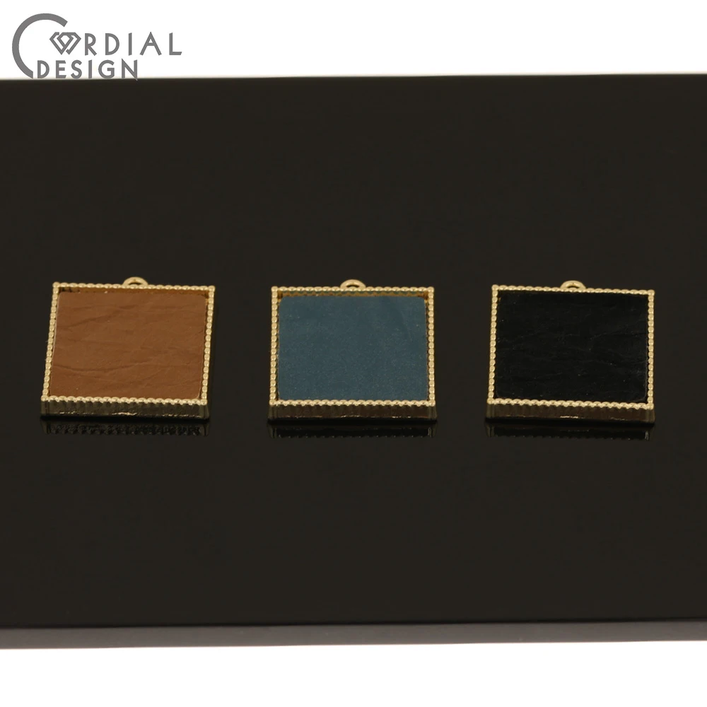 Cordial Design 50Pcs 18*21MM Jewelry Accessories/Pendants/Fabric Effect/DIY Charms/Square Shape/Hand Made/Earring Findings 
Cordial Design 50Pcs 18*21MM Jewelry Accessories/Pendants/Fabric Effect/DIY Charms/Square Shape/Hand Made/Earring Findings