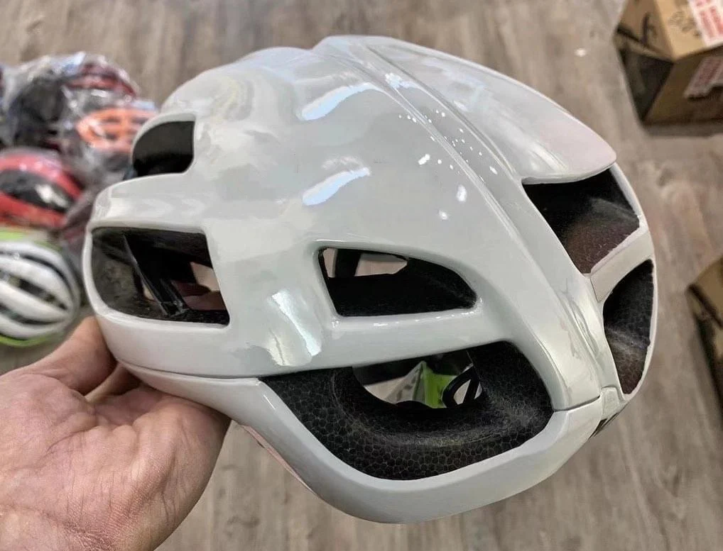 Ultralight 24 Color Bicycle Helmet For Women Men Cycling Helmet Mountain Cascos Ciclismo Safety Sports MTB Road Bike Helmet Hat
Ultralight 24 Color Bicycle Helmet For Women Men Cycling Helmet Mountain Cascos Ciclismo Safety Sports MTB Road Bike Helmet Hat
