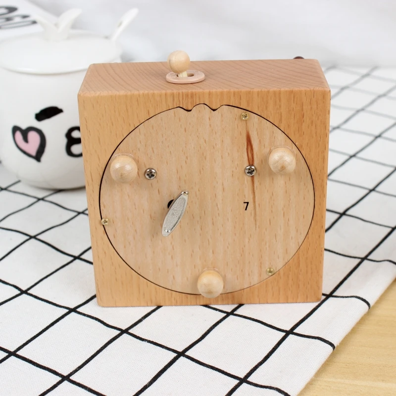 1 wooden music box music box creative birthday gifts for all ages, holiday gifts, room decoration, home decoration supplies
1 wooden music box music box creative birthday gifts for all ages, holiday gifts, room decoration, home decoration supplies