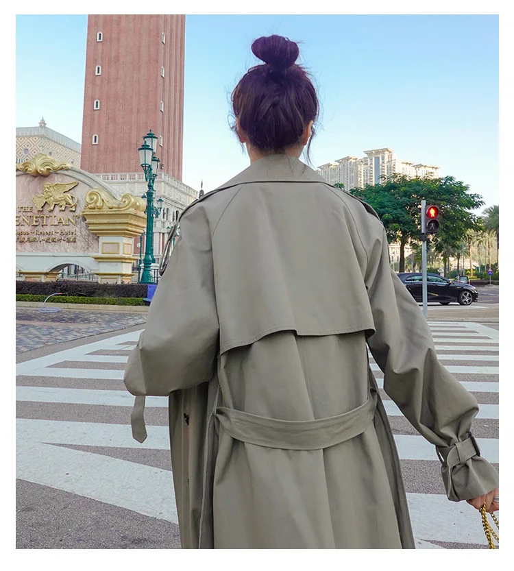 Coats & Jackets
Coats & Jackets