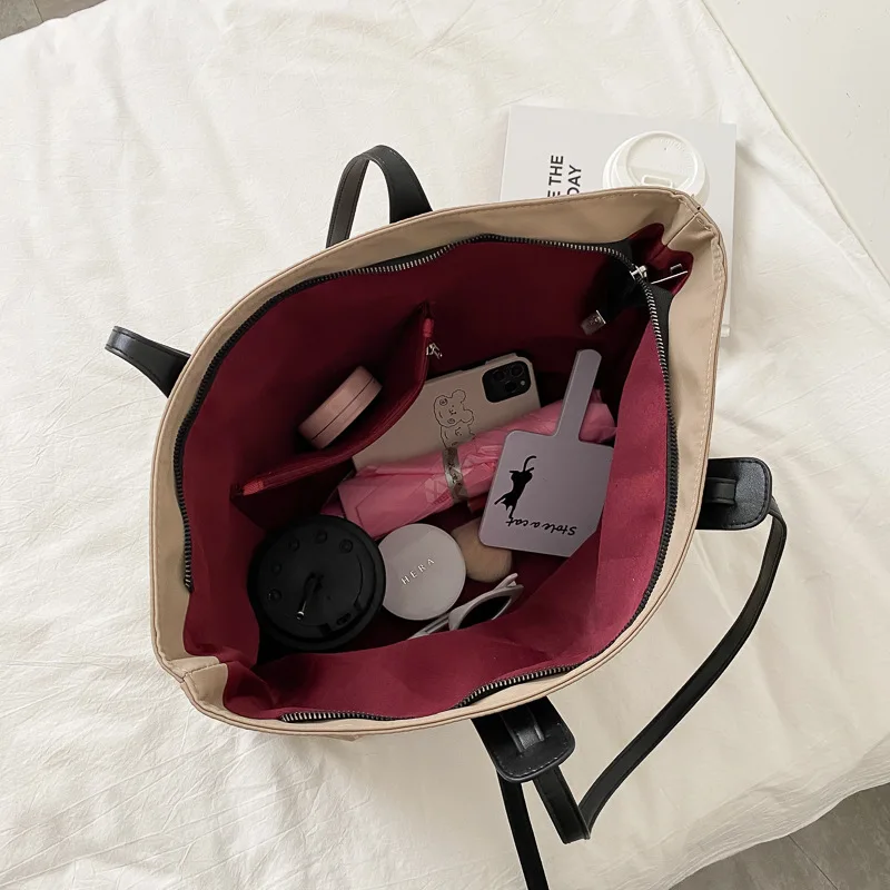 Female Bag Large Capacity Nylon Waterproof Tote Bag Shoulder Bag Shopping Bag Shoulder Bags Fashion
Female Bag Large Capacity Nylon Waterproof Tote Bag Shoulder Bag Shopping Bag Shoulder Bags Fashion