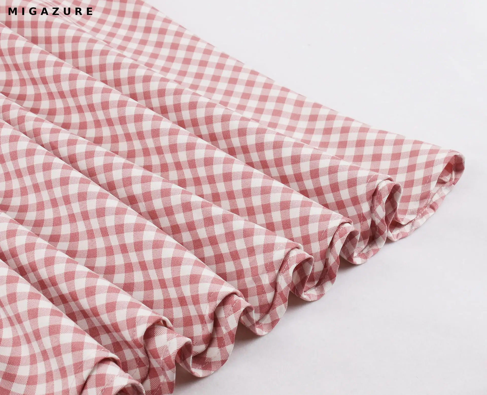 Migazure 2021 New Women Vintage A-line Plaid Sleeveless Printing Knee-length Spaghetti Strap Empire V-neck Casual Swing Dresses 
Migazure 2021 New Women Vintage A-line Plaid Sleeveless Printing Knee-length Spaghetti Strap Empire V-neck Casual Swing Dresses