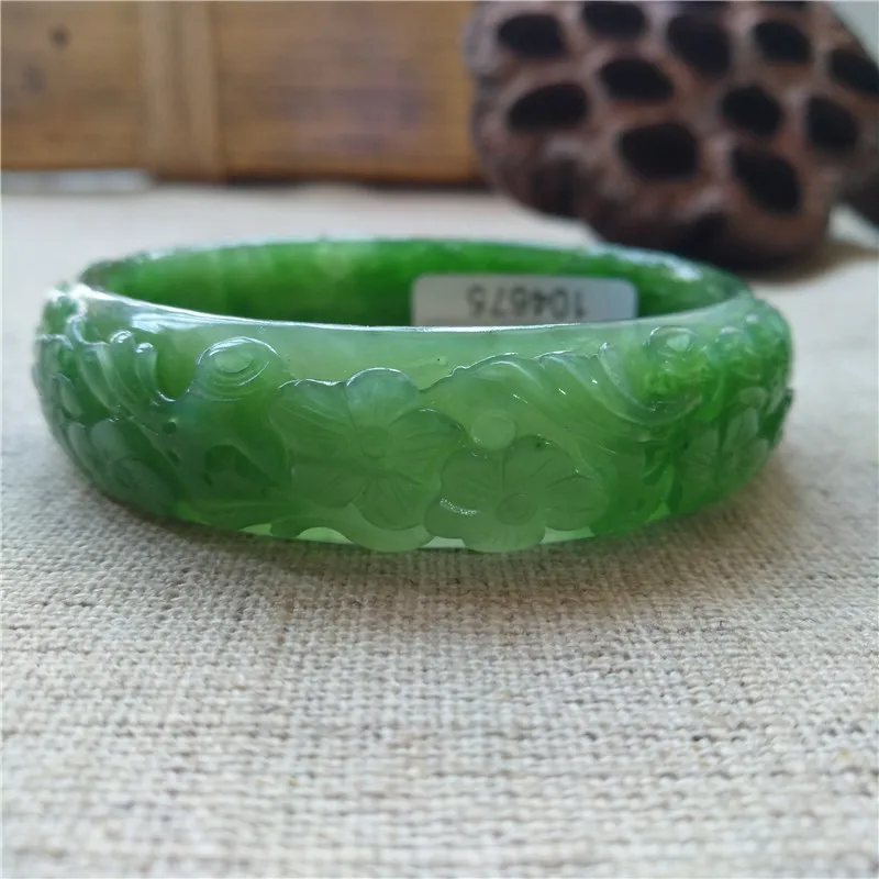 Natural green jade bangle handcarved lotus jadeite jasper bangle bracelets women jade bangles jadeite jade jewelry bangle
Natural green jade bangle handcarved lotus jadeite jasper bangle bracelets women jade bangles jadeite jade jewelry bangle