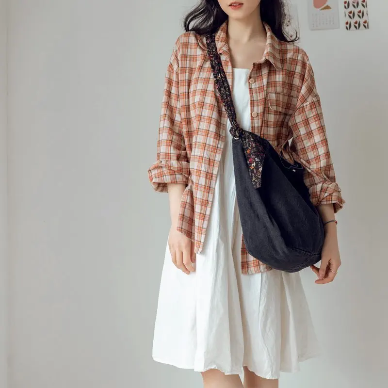 2021 Japanese style shoulder bag ins Korean student class messenger bag female wild large-capacity canvas bag Hong Kong style
2021 Japanese style shoulder bag ins Korean student class messenger bag female wild large-capacity canvas bag Hong Kong style