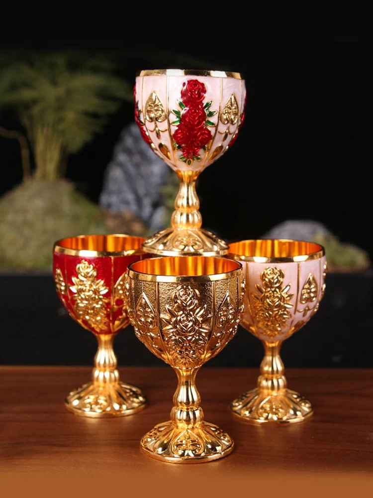 30ML Retro Wine Glass Gem Inlaid Metal Goblet White Wine Glass Champagne Container European Style Kitchen Bar Counter Wine Set
30ML Retro Wine Glass Gem Inlaid Metal Goblet White Wine Glass Champagne Container European Style Kitchen Bar Counter Wine Set