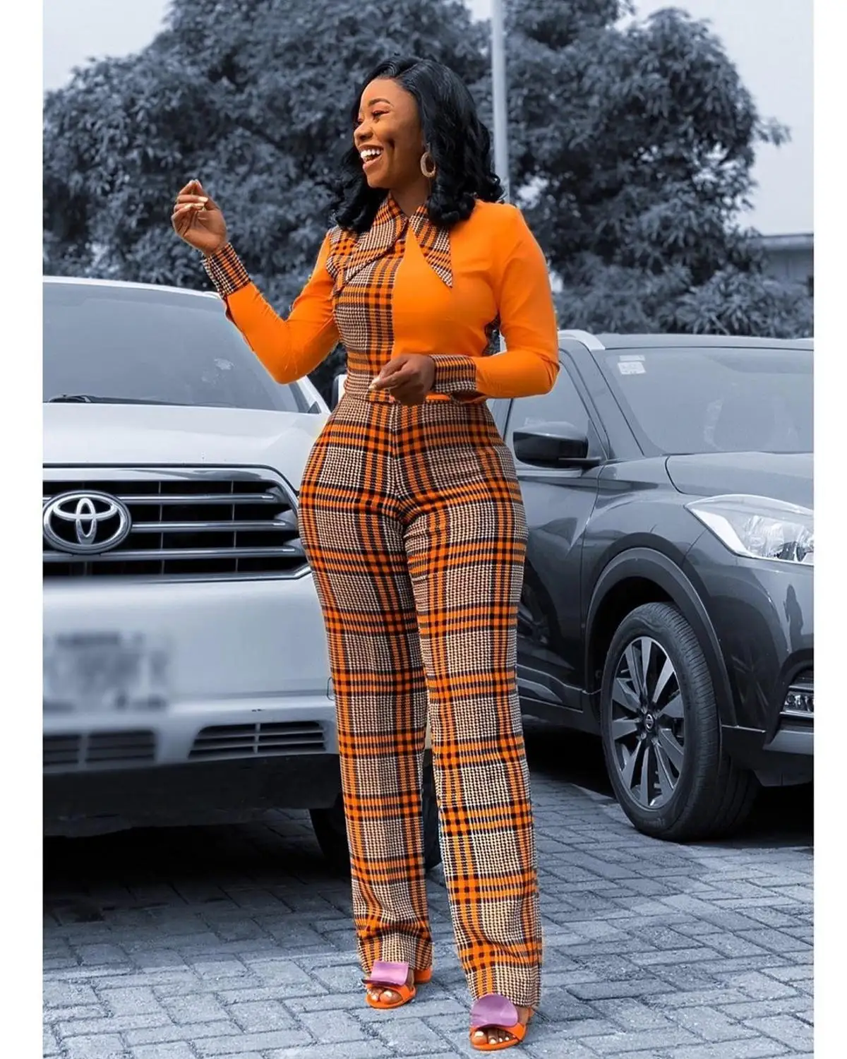 European and American plus size women's spring and autumn high-quality stitching thin jumpsuit wide-leg pants 
European and American plus size women's spring and autumn high-quality stitching thin jumpsuit wide-leg pants