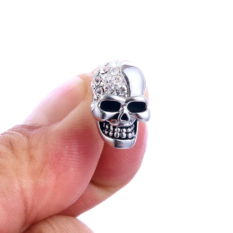 Men Vintage Gothic Skull Head Metal Alloy Stud Earrings Crystal Zircon Hip Hop Punk Skeleton Earrings for Men Halloween Jewelry 
Men Vintage Gothic Skull Head Metal Alloy Stud Earrings Crystal Zircon Hip Hop Punk Skeleton Earrings for Men Halloween Jewelry