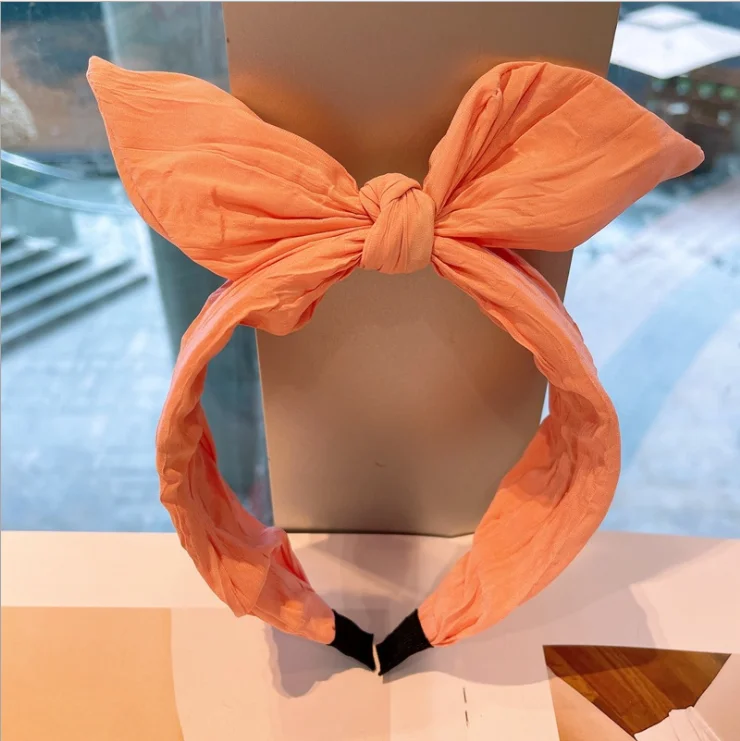 Women hairbands Spring and summer new retro creamy folds fresh bow fairy hairbands
Women hairbands Spring and summer new retro creamy folds fresh bow fairy hairbands