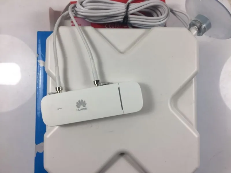 Huawei E3372 Hilink E3372h-607 ( plus big antenna ) 4G LTE 150Mbps USB Modem 4G LTE USB Dongle PK E8372
Huawei E3372 Hilink E3372h-607 ( plus big antenna ) 4G LTE 150Mbps USB Modem 4G LTE USB Dongle PK E8372