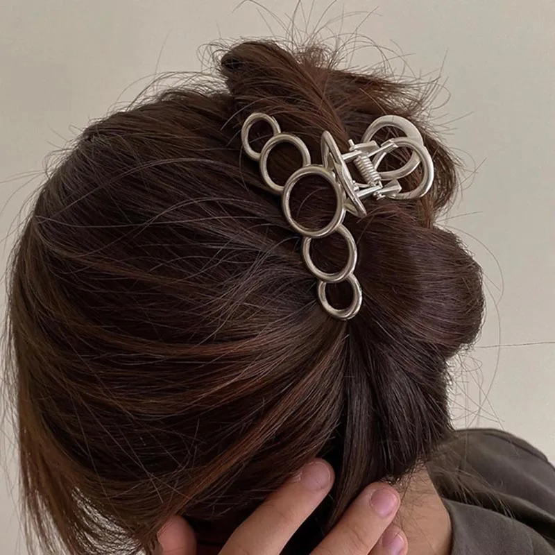 2020 Women Girls Geometric Hair Claw Clamps Hair Crab Moon Shape Hair Clip Claws Solid Color Accessories Hairpin Five Circle
2020 Women Girls Geometric Hair Claw Clamps Hair Crab Moon Shape Hair Clip Claws Solid Color Accessories Hairpin Five Circle