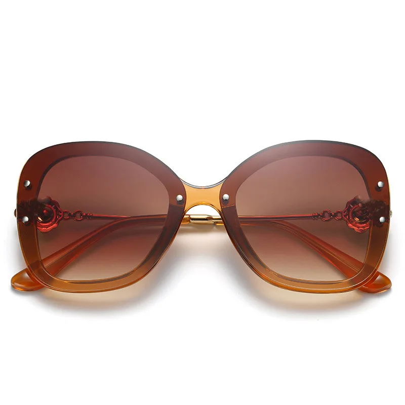 2021 New Fashion Round Sunglasses Women Luxury Brand Designer Sexy Eyewear Female Trending Colorful Sun Glasses Driving Shades
2021 New Fashion Round Sunglasses Women Luxury Brand Designer Sexy Eyewear Female Trending Colorful Sun Glasses Driving Shades