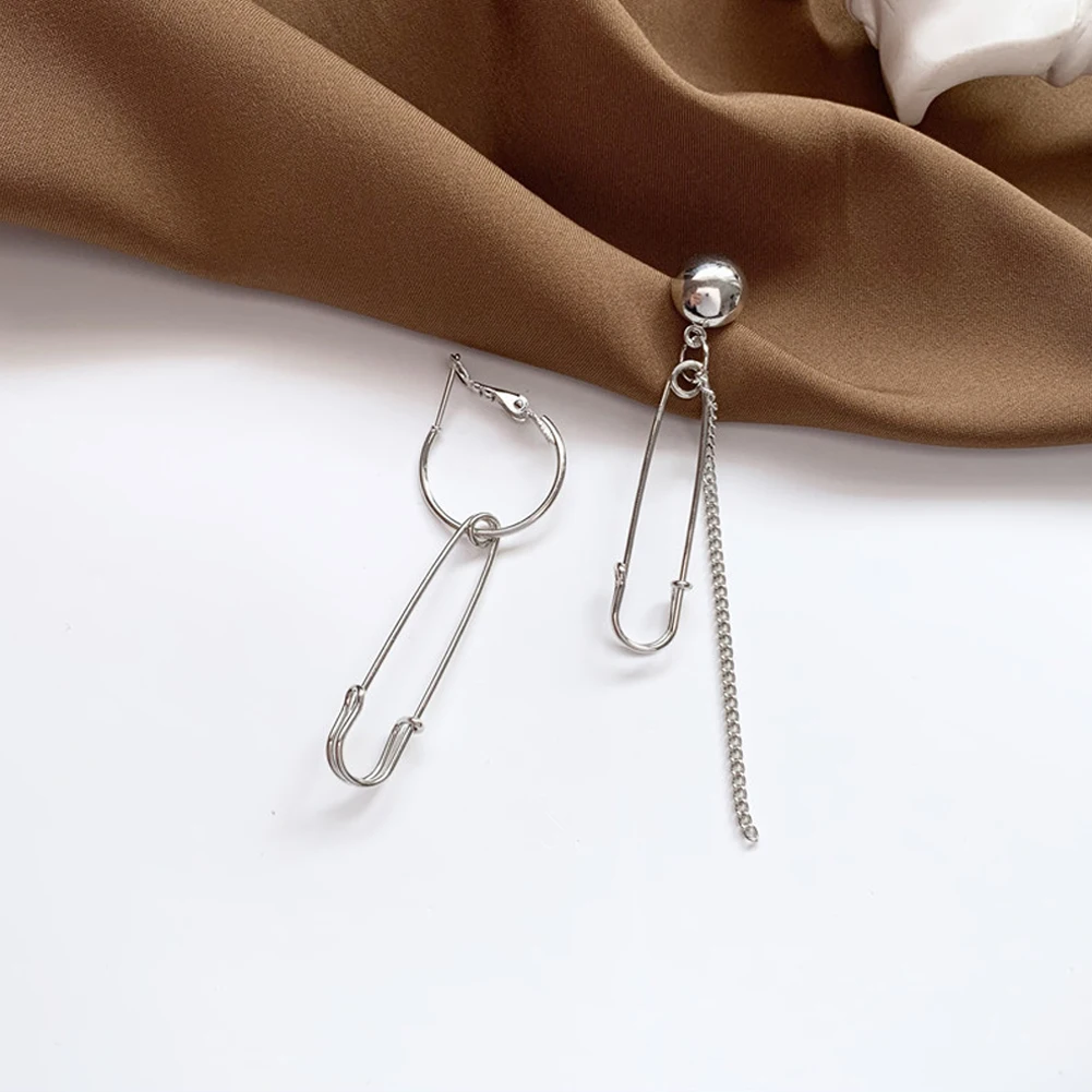 Punk Metal Chain Earring Statement Earrings 2020 Geometric Asymmetric Retro Round Earrings For Women Hanging Dangle Earrings
Punk Metal Chain Earring Statement Earrings 2020 Geometric Asymmetric Retro Round Earrings For Women Hanging Dangle Earrings