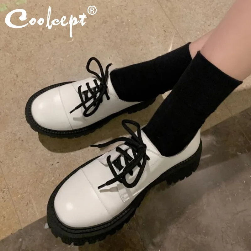 Coolcept Women Flat Shoes Real Leather Lace Up Women Shoes Fashion Simple Ladies Shoes Holidays Women Footwear Size 34-39
Coolcept Women Flat Shoes Real Leather Lace Up Women Shoes Fashion Simple Ladies Shoes Holidays Women Footwear Size 34-39