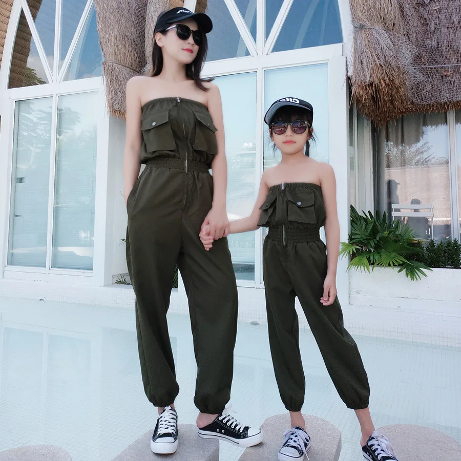 Summer New Family Mother Daughter Tube Top Overalls Loose Thin Leisure Jumpsuits Mother Daughter Matching Clothes Overalls
Summer New Family Mother Daughter Tube Top Overalls Loose Thin Leisure Jumpsuits Mother Daughter Matching Clothes Overalls