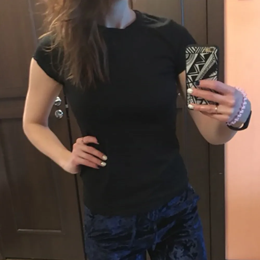 Women Summer O-neck Pure Color Top Short Sleeve Loose Top Shirt Tee Camisa Feminina 
Women Summer O-neck Pure Color Top Short Sleeve Loose Top Shirt Tee Camisa Feminina