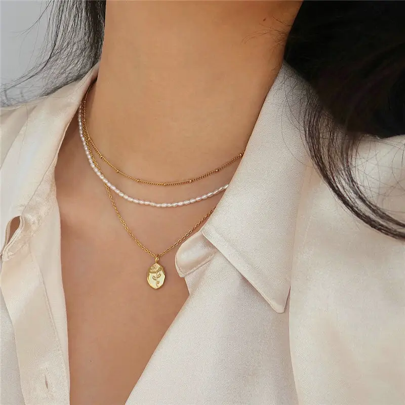 HelloLook Rock Rose Flower Necklace 18K Gold Plated Oval Pendant Necklace Hip Hop Stacking Jewelry on Neck for Women
HelloLook Rock Rose Flower Necklace 18K Gold Plated Oval Pendant Necklace Hip Hop Stacking Jewelry on Neck for Women