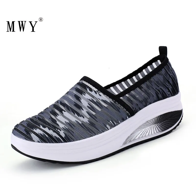 MWY Breathable Net Yarn Sneakers Colorful Striped Rocking Shoes Zapatillas Mujer Casual Thick Bottom Women Shoes Trainers
MWY Breathable Net Yarn Sneakers Colorful Striped Rocking Shoes Zapatillas Mujer Casual Thick Bottom Women Shoes Trainers