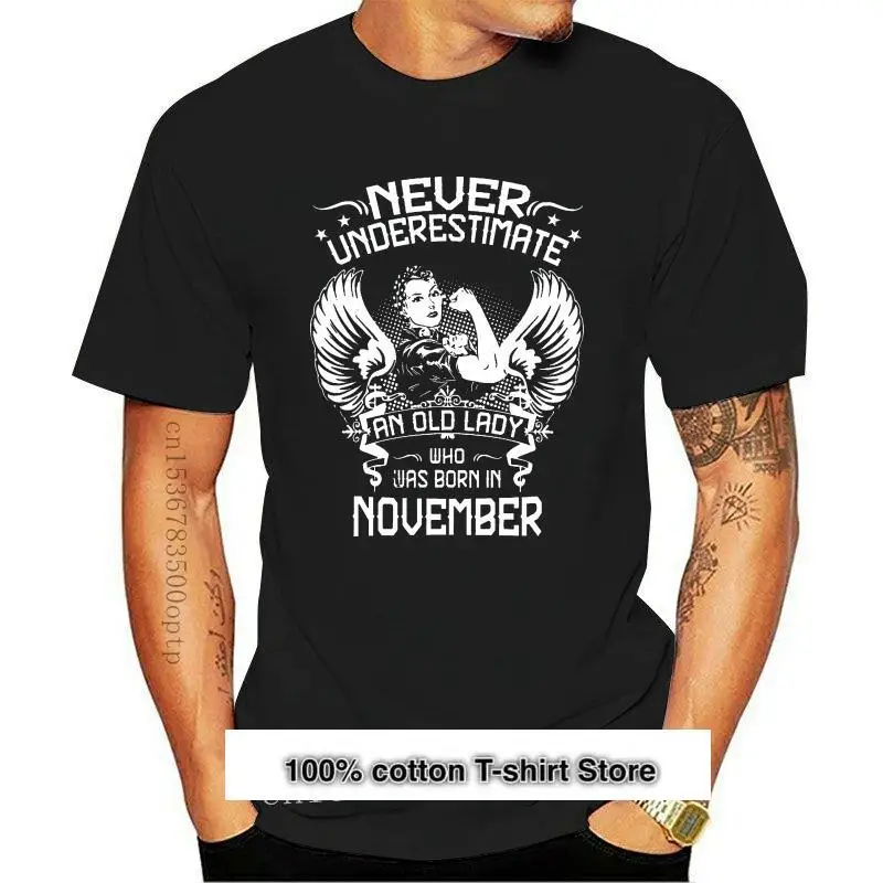 Camiseta para hombre, camiseta que nunca subestiliza la figura de una mujer mayor que ha nacido en el verano
Camiseta para hombre, camiseta que nunca subestiliza la figura de una mujer mayor que ha nacido en el verano
