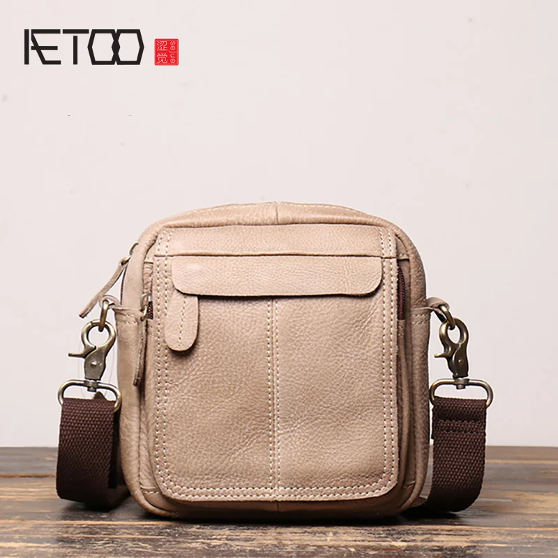AETOO Men's leather one-shoulder bag, matte leather stiletto bag, large-capacity leather male bag.
AETOO Men's leather one-shoulder bag, matte leather stiletto bag, large-capacity leather male bag.