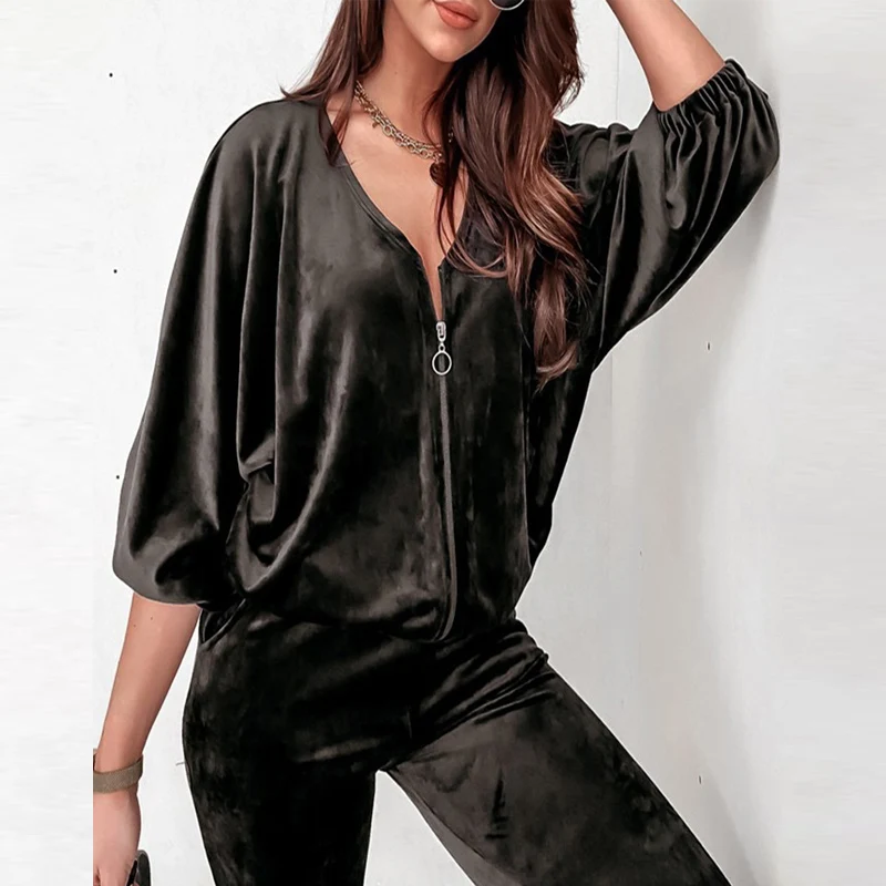 2022 Fashion Velvet Set Tracksuit Casual Zip-Up Coat Tops And Pocket Pants Outfits Sportswear Solid Loose Women Two Piece Suits
2022 Fashion Velvet Set Tracksuit Casual Zip-Up Coat Tops And Pocket Pants Outfits Sportswear Solid Loose Women Two Piece Suits